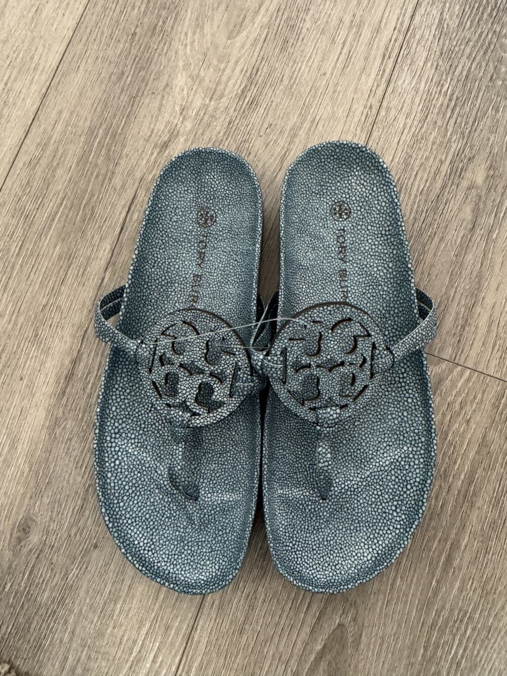 Tory Burch Sea Wind Miller Cloud Leather Thong SandalsComfort Straps US 8.5 - Picture 1 of 9